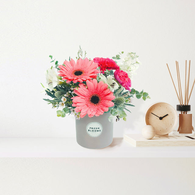 Petite Flowers-To-Go Weekly Subscription